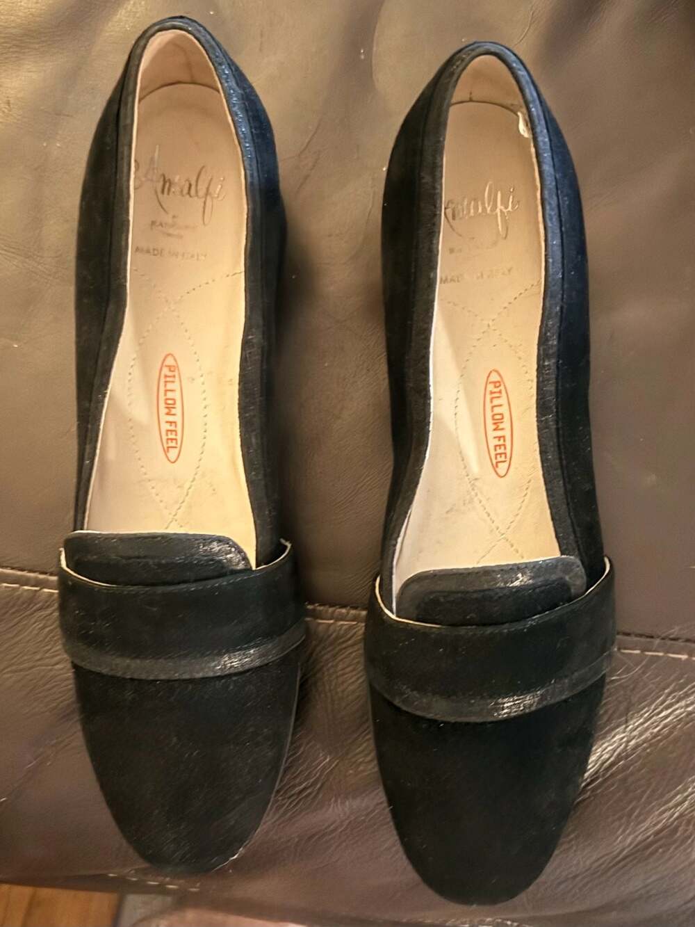 Amalfi by Rangoni Black Suede Pillow Feel Loafers Size 8.5